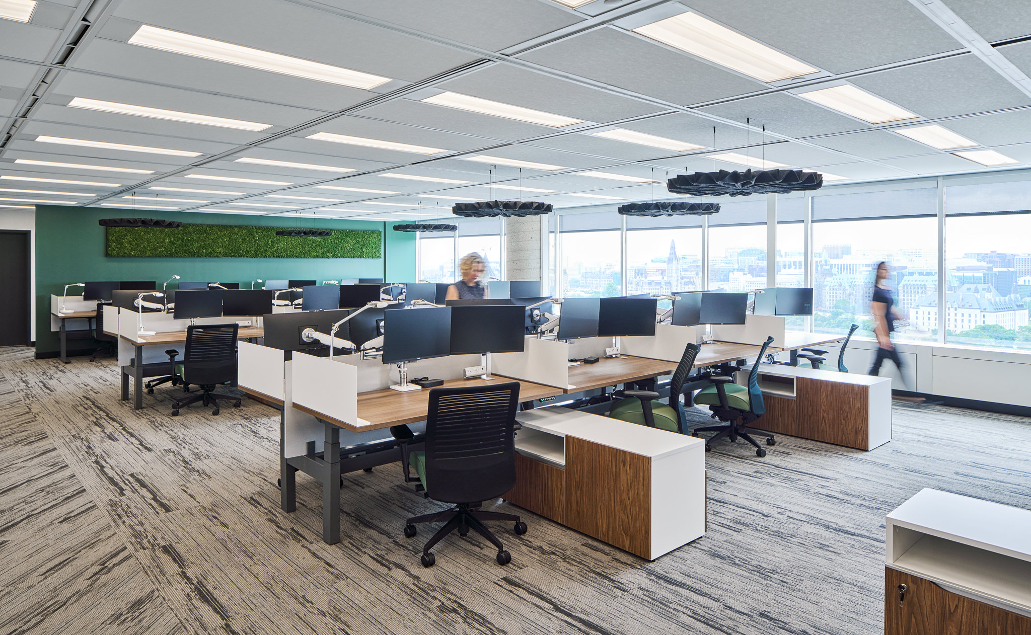 11 Laurier Workstations ABW